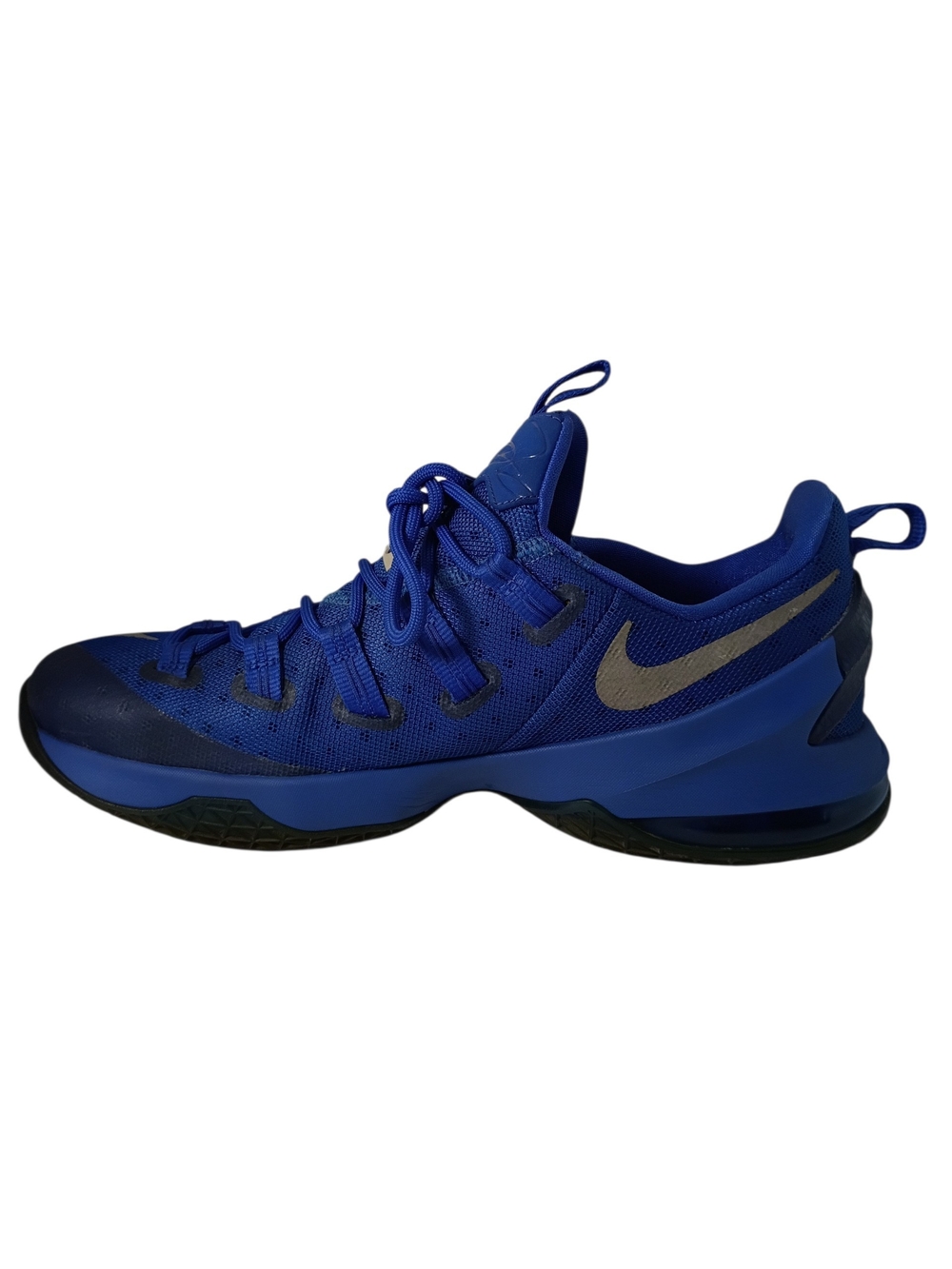 Nike LeBron XIII 13 Low Men’s Basketball Sneakers 831925-400 Sz 11.5